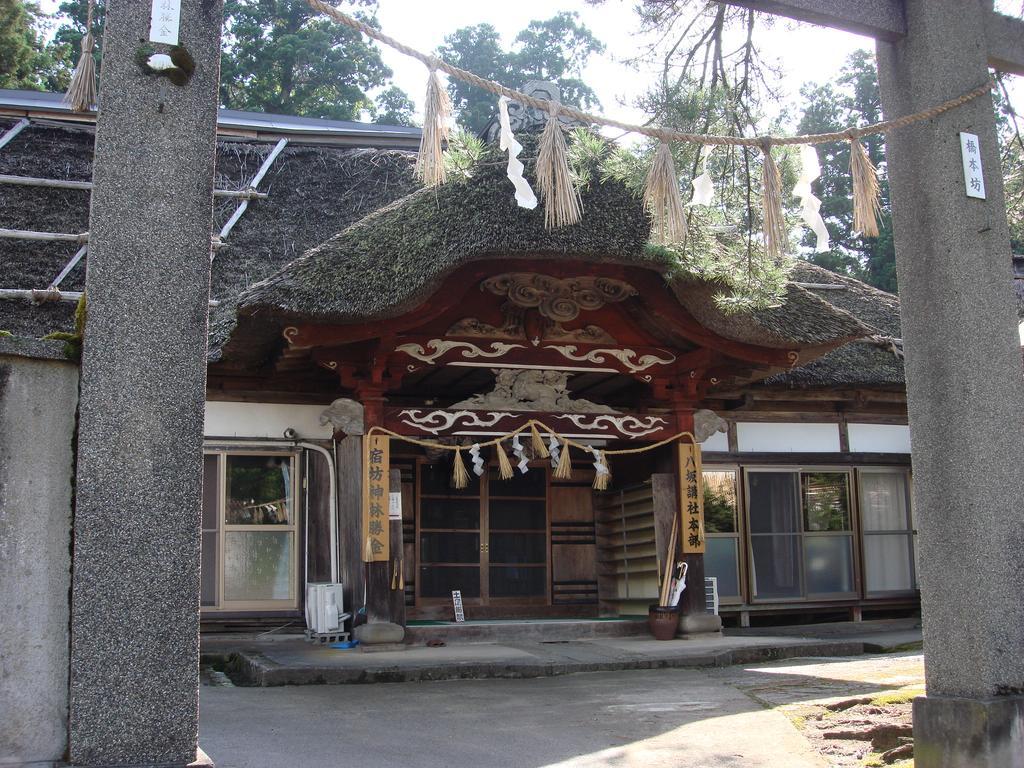 Hotel Shukubo Kanbayashi Katsukane Tsuruoka Esterno foto